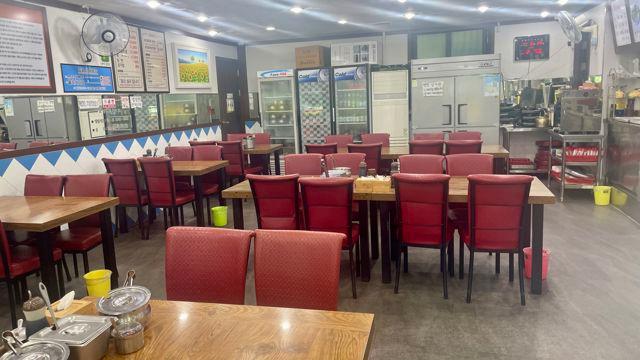 대흥역 5분 대로변 단골 주민분들의 수요가 많은 1층 한식당