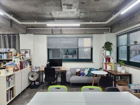 합정·상수 더블역세권, 벚꽃 대로변, 감성 오피스 L