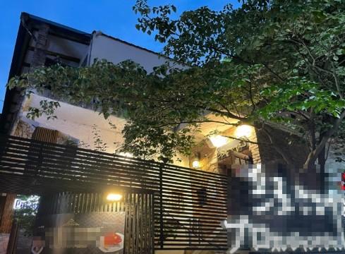 코엑스 뒤편 먹자골목 메인거리 무권리1층