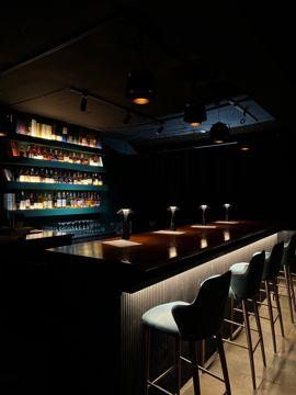 금호역 역세권, 고급스러운 인테리어, 시설 완비된 바