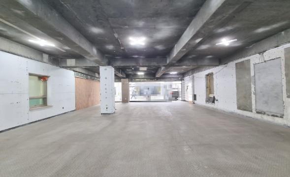 강남힐링센터 맞은편 메인골목 1층 무권리상가