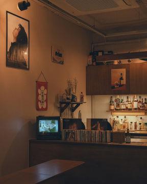 동선동2가 대학가, 분위기 좋은 선술집