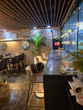 시설 집기 포함 인테리어 완비된 중곡동 호프집