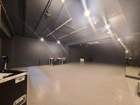 주차2대 가능한 귀한 매물, 깔끔한 연습실 인테리어, 무권리