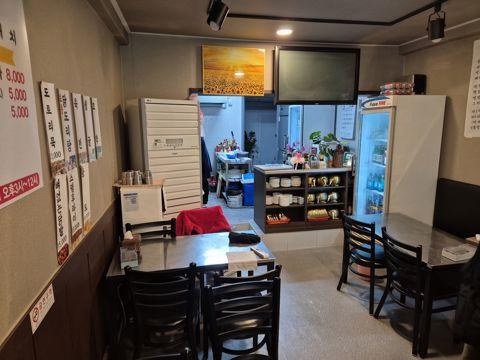 삼전동 복합상권에 위치한 실내포차