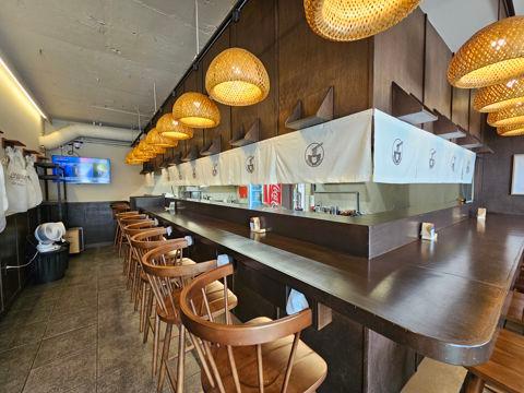 상봉동 망우역 앞 초역세권 1층 음식점