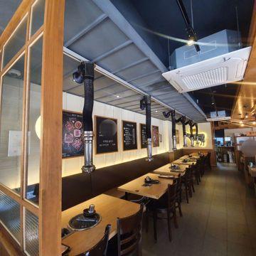 유동인구 많은 신정동 고깃집