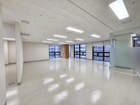 어반워크 전용40P 룸2개 창고 탕비실 가산역세권신축사무실