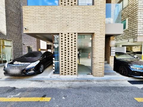 JS 신축급 1층 상가/사무실임대! 전용주차 1대