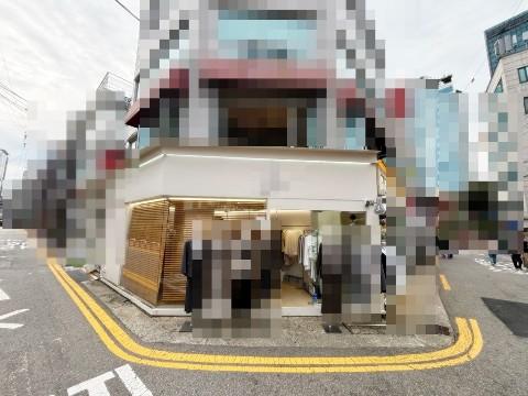 버스킹거리 의류거리 중심 삼거리 코너위치 유동인구 보장된 1층 상가