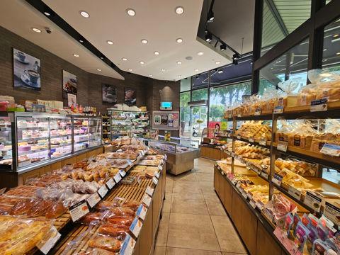 가시성 좋은 구로동 대로변 코너1층 상가