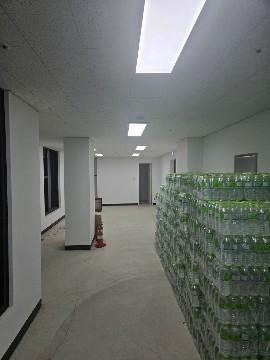 이대역 역세권 위치좋은 신축급 1층 공실