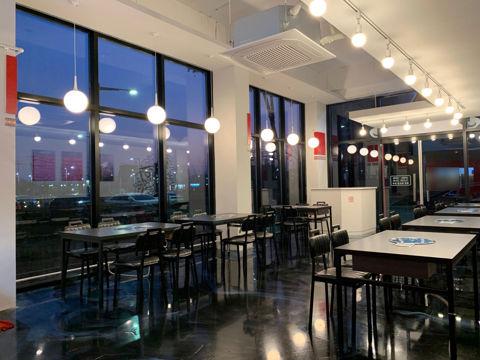 깔끔한 인테리어 및 시설 완비된 미장동 1층 음식점