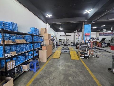 카센터내놓습니다