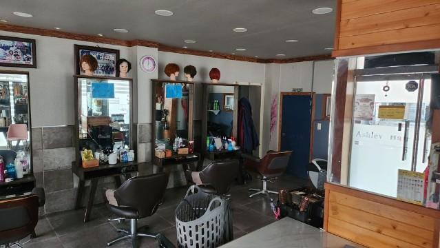 평균 월수익 천만원 미용실 내놉니다.