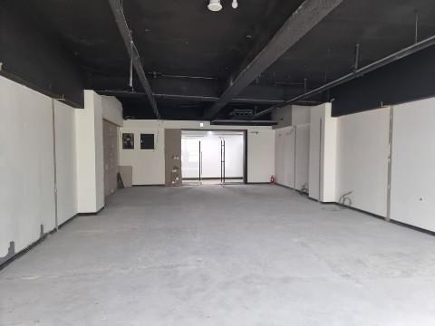 정발산역 3분 거리에 가시성 좋은 2층 전면