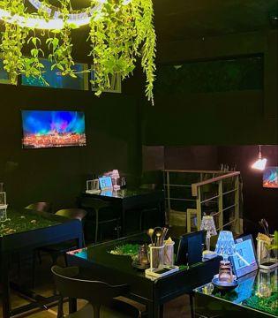 홍대입구 역세권, 메인상권에 위치한 지1층 요리주점