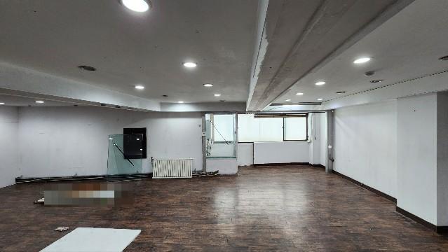 동대문역 인근 엘베O 주차O 저렴하고 반듯한 사무실 창고