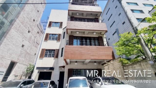 압구정역 인근.오픈형천장.내외관 인테리어 최상급.