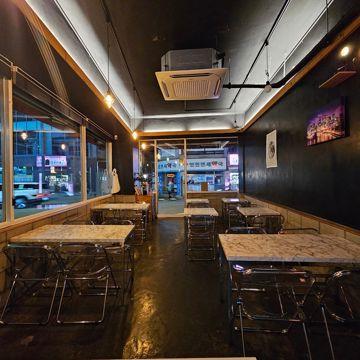 봉천동 낙성대역 역세권, 깔끔한 인테리어, 단골 많은 요리주점