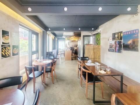 GATE 연남동 미로길 가시성 좋고 인테리어 좋은 1.5층 상가