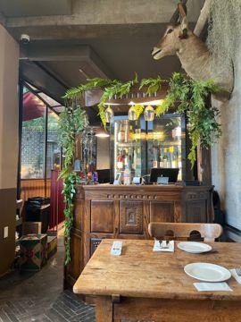 성북동 한성대입구역 역세권, SNS 감성 인테리어, 매출 좋은 레스토랑