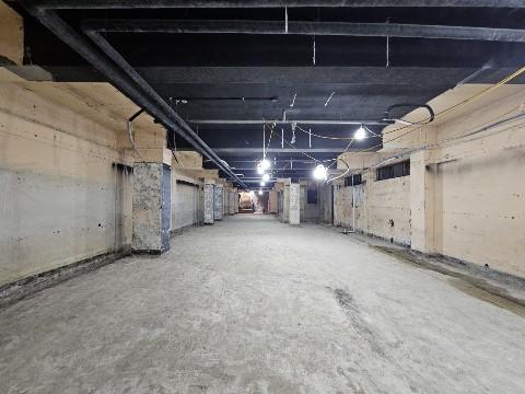 (방이역 1번출구 도보 2분)오금동 지하1층 90평 근생