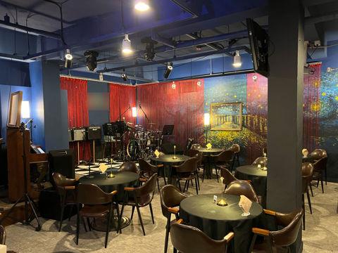 교대역 역세권, 인테리어 완비된 서초동 BAR