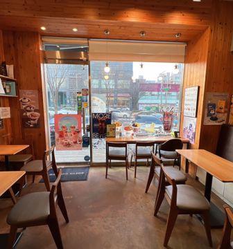 군자먹자골목 상권으로 항상 붐비는 유동인구