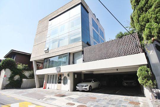 ★ 디자인틱 외관 채광최고! 테라스 보유 ★