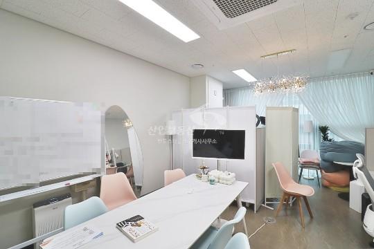 ⭐ 초역세권 소형 사무실 강추. 계절창고 보유⭐