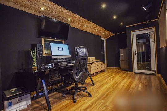 모던한 인테리어 완비된 신림동 음악 연습실