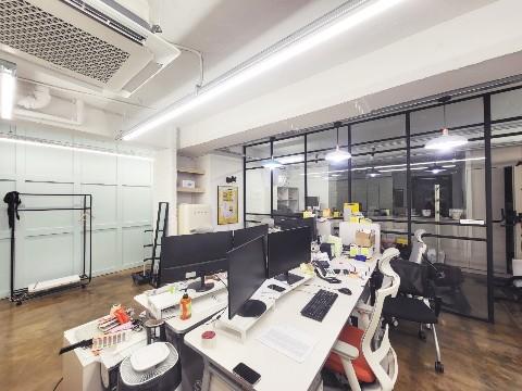 🟧도산대로 가까운 특급 인테리어 디자인 사무실 월세 평수 특급 king