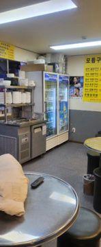 강동역 도보 7분 단골 고객 많은 대로변 상가로 홍보 효과 뛰어나며 길동사거리 인근 음식점